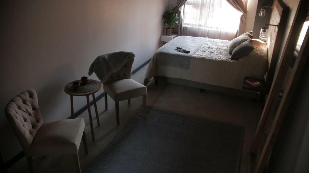 Hotel Arendskop à Pretoria-Noord Extérieur photo